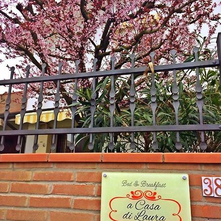 Bed and Breakfast A Casa Di Laura Occhiobello Exterior foto